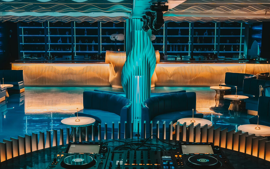 Penthouse 17 Toronto